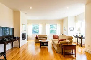 220 Camden St, Rockland, ME 04841 - Photo 10