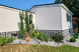 61 Pine Hill Mhp, Berwick, ME 03901 - Photo 4