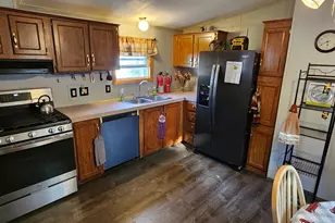 61 Pine Hill Mhp, Berwick, ME 03901 - Photo 10