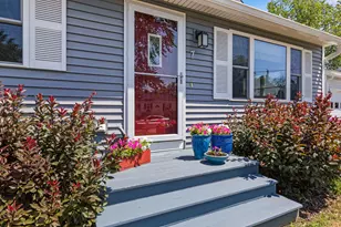 7 Willett St, Biddeford, ME 04005 - Photo 4