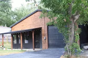 10 Maxim St, Madison, ME 04950 - Photo 4