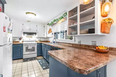 189 Gray Road, Falmouth, ME 04105 - Photo 4