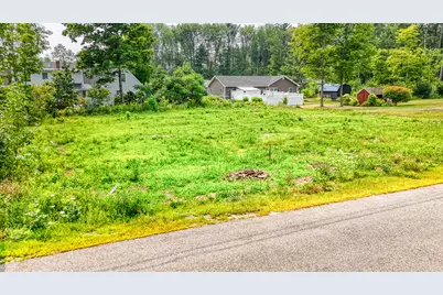 8 Forest Park, Waterville, ME 04901 - Photo 2