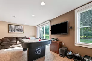 33 School St, Rangeley, ME 04970 - Photo 18