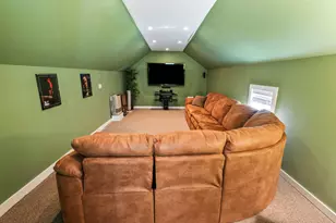 33 School St, Rangeley, ME 04970 - Photo 28