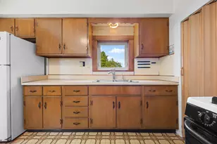 102 Bernard Rd Rd, Tremont, ME 04612 - Photo 8