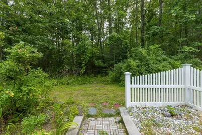 801 US Route 1 #D2, York, ME 03909 - Photo 24