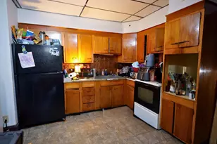 100 Blake St, Lewiston, ME 04240 - Photo 10