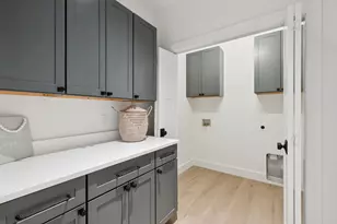 492 Point Dr, Mount Vernon, ME 04349 - Photo 10