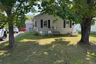 20 Cleaves St, Island Falls, ME 04747 - Photo 8