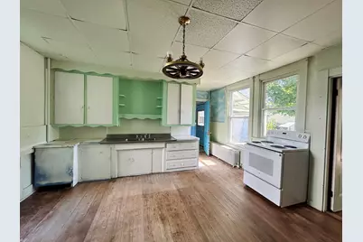 25 Pleasant Avenue, Portland, ME 04103 - Photo 8