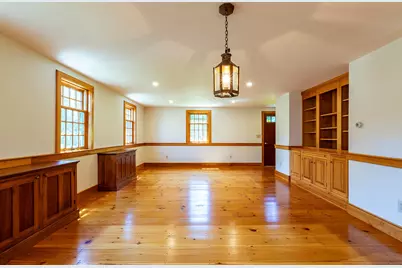 34 Curtis Avenue, Camden, ME 04843 - Photo 8