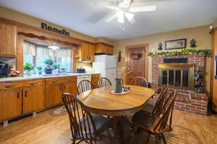 105 Franklin St, Rumford, ME 04276 - Photo 4