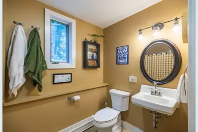 105 Franklin Street, Rumford, ME 04276 - Photo 18