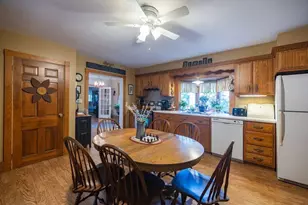 105 Franklin St, Rumford, ME 04276 - Photo 4