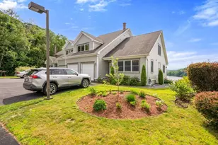 15 Harbor Dr, Brewer, ME 04412 - Photo 2