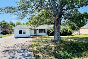 50 River Rd, Howland, ME 04448 - Photo 4