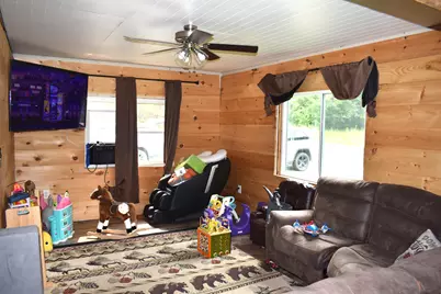 19 Pinkham Street, Lincoln, ME 04457 - Photo 8