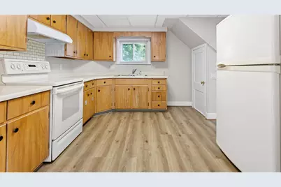 24 Warwick Street, Bangor, ME 04401 - Photo 8