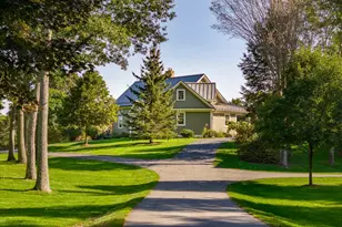 68-70 Brixham Rd, York, ME 03909 - Photo 2