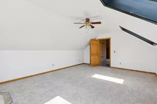 208 Pleasant St, Clinton, ME 04927 - Photo 18