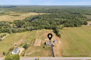 208 Pleasant St, Clinton, ME 04927 - Photo 6