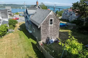 27 Pleasant St, Lubec, ME 04652 - Photo 6