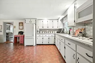 574 Howes Corner Rd, Turner, ME 04282 - Photo 8