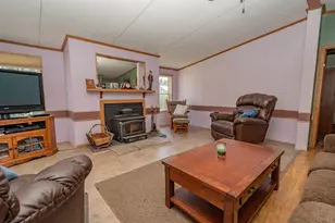 490 Essex St, Dover Foxcroft, ME 04426 - Photo 14