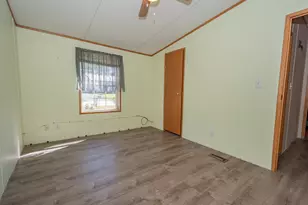 490 Essex St, Dover Foxcroft, ME 04426 - Photo 26