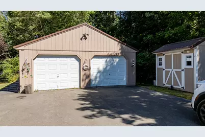 490 Essex Street, Dover Foxcroft, ME 04426 - Photo 2