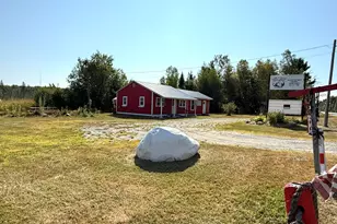 813 Dexter Rd, Corinna, ME 04928 - Photo 8