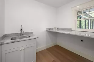 425 York St, York, ME 03909 - Photo 28