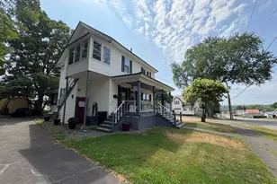 27 Birch St, East Millinocket, ME 04430 - Photo 2