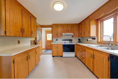 173 Kalers Corner Street, Waldoboro, ME 04572 - Photo 10