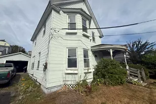 304 Katahdin Ave, Millinocket, ME 04462 - Photo 10