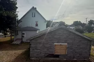 304 Katahdin Ave, Millinocket, ME 04462 - Photo 4