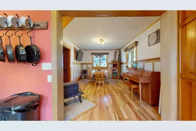 12 Lakeview Street, Lincoln, ME 04457 - Photo 10