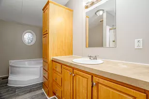 35 Marshwood Dr, Eliot, ME 03903 - Photo 18