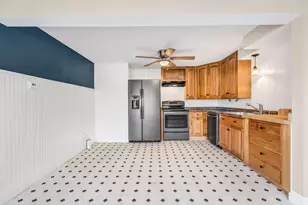 123 Mt Hope Ave, Bangor, ME 04401 - Photo 34