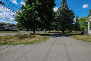 671 Essex St, Bangor, ME 04401 - Photo 96