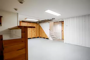 671 Essex St, Bangor, ME 04401 - Photo 60