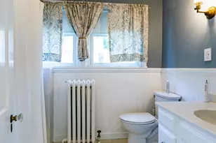 27 High St, Camden, ME 04843 - Photo 32