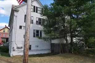 289 Main St, Canaan, ME 04924 - Photo 4