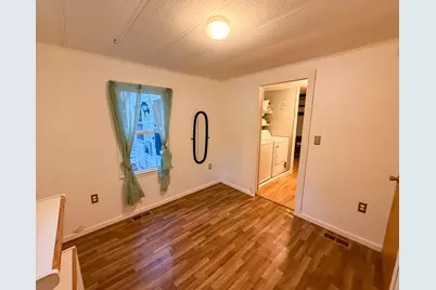 190 W Franklin Road, Franklin, ME 04634 - Photo 32