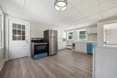 11 Chadwick Place, Biddeford, ME 04005 - Photo 10