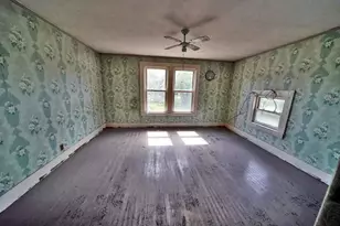 7 Cleveland St, Houlton, ME 04730 - Photo 30