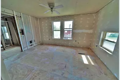 7 Cleveland Street, Houlton, ME 04730 - Photo 28