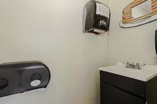 30 York St, Kennebunk, ME 04043 - Photo 16