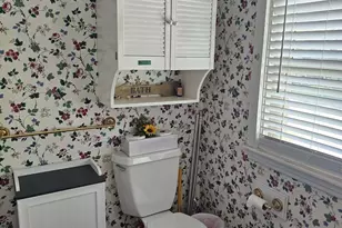 62 Pleasant St, Greenville, ME 04441 - Photo 16